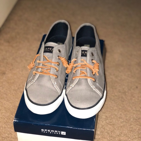 Sperry Shoes - Sperry canvas sneakers